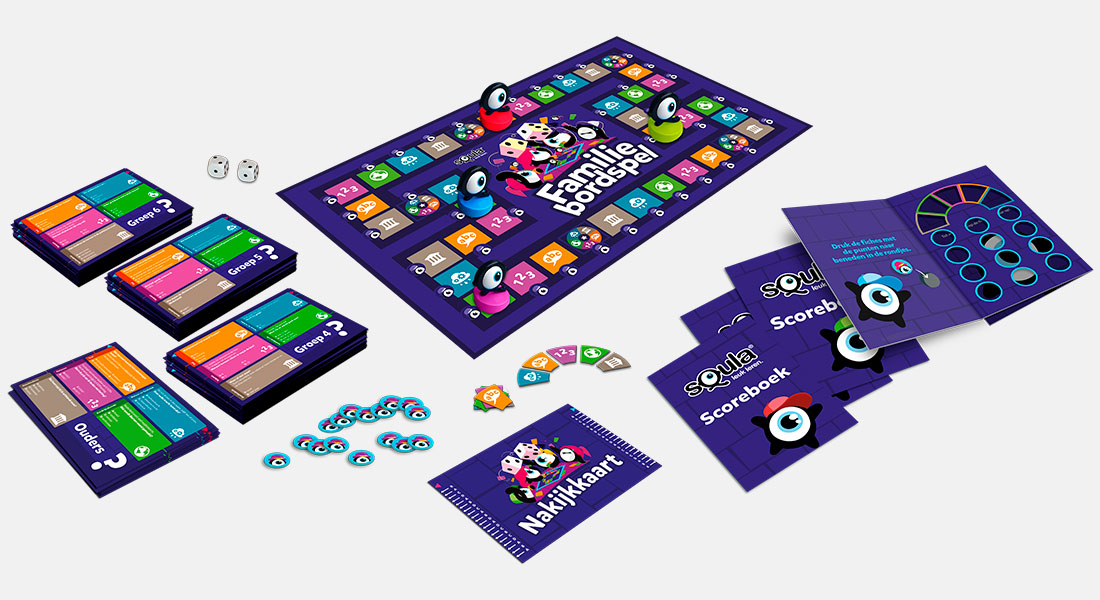 Squla Familie bordspel met spelonderdelen