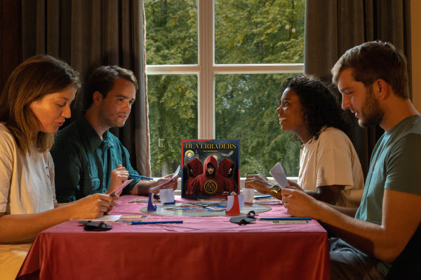 Sfeerbeeld de Verraders het bordspel